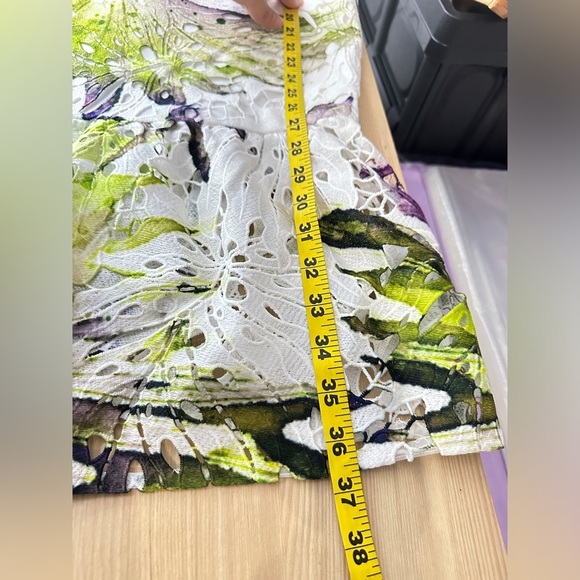 Dress the Population Green Floral Midi Dress - Picture 10 of 12